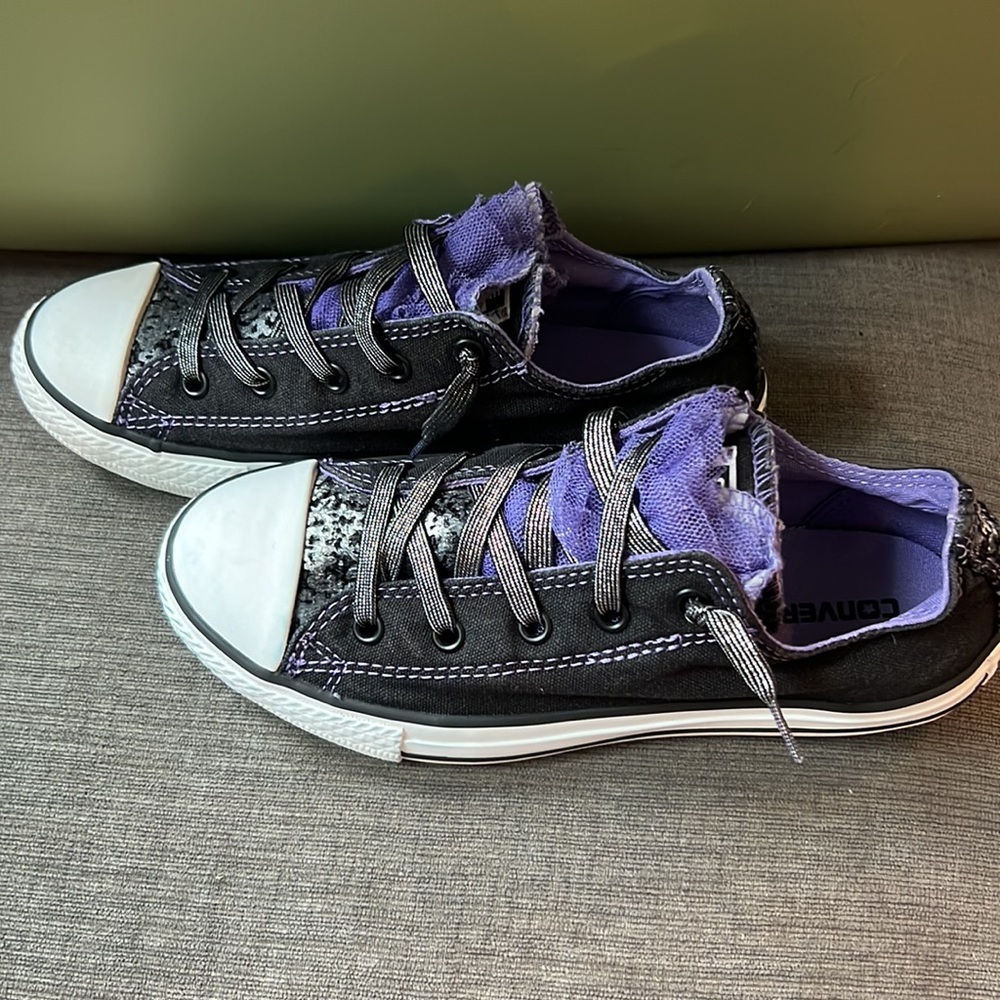Converse - Picture 2 of 7